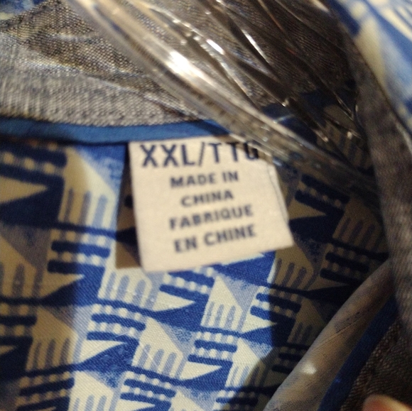 Tommy Bahama button up shirt - Picture 4 of 4